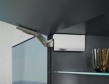 AVENTOS HK top