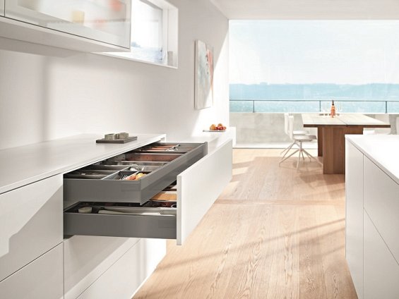 Внутренний ящик TANDEMBOX antaro TIP-ON BLUMOTION (высота M 98,5, глубина 400 мм, до 20 кг), серый орион