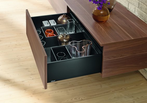 Ящик LEGRABOX pure TIP-ON BLUMOTION (высота C 177, глубина 500 мм, до 40 кг), для тонких фасадов, терра-черный