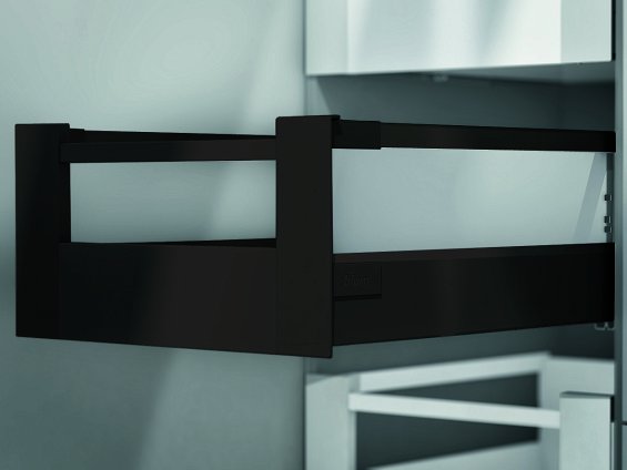 Внутренний ящик TANDEMBOX antaro с TIP-ON BLUMOTION (высота D 224, глубина 500 мм, вес ящика от 10 до 30 кг), черный